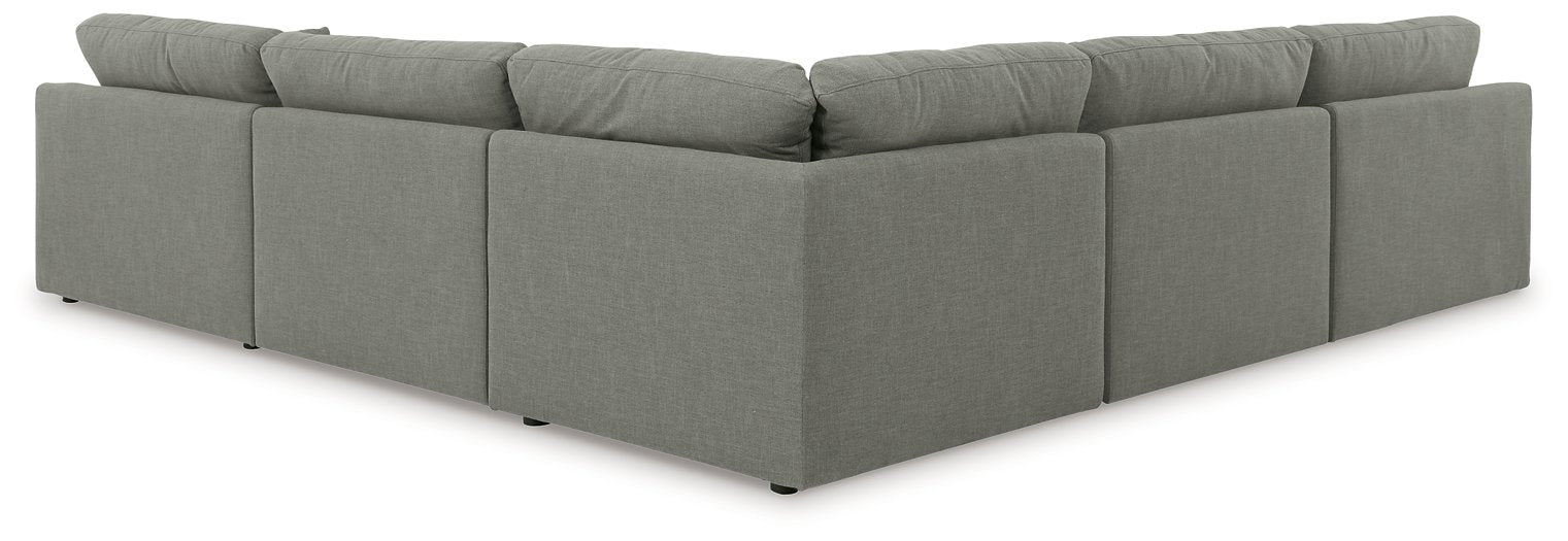 Elyza Sectional with Chaise