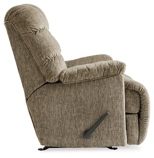 Bridgtrail Recliner - Yulissa Home Furnishings (NJ)