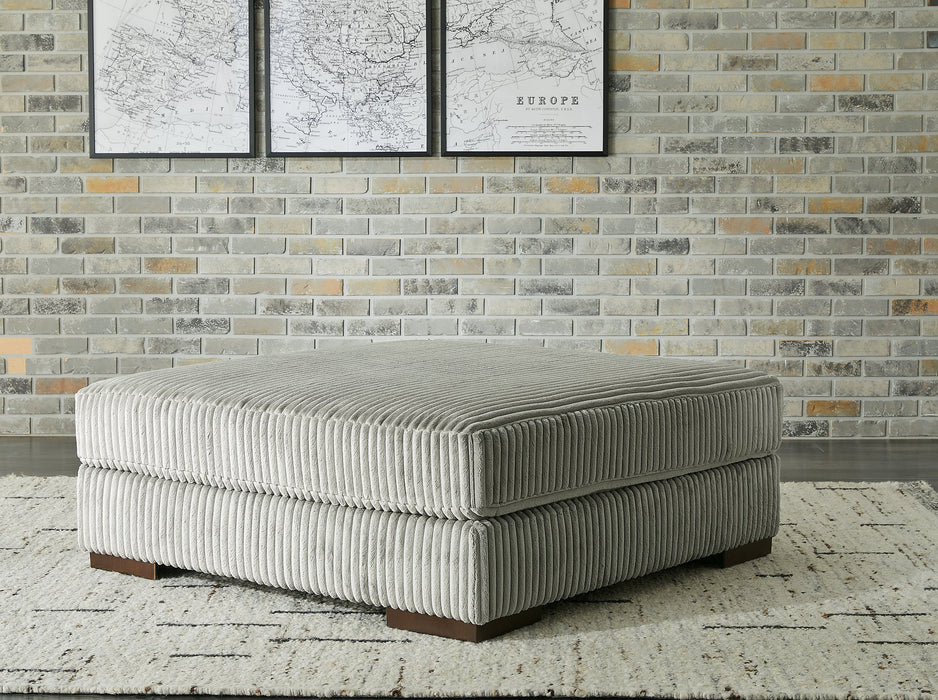 Lindyn Oversized Accent Ottoman - Yulissa Home Furnishings (NJ)