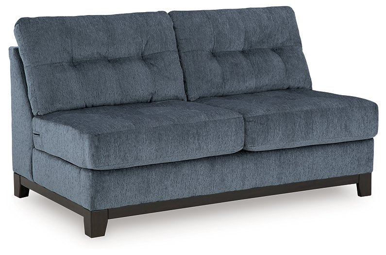 Maxon Place Sectional with Chaise - Yulissa Home Furnishings (NJ)