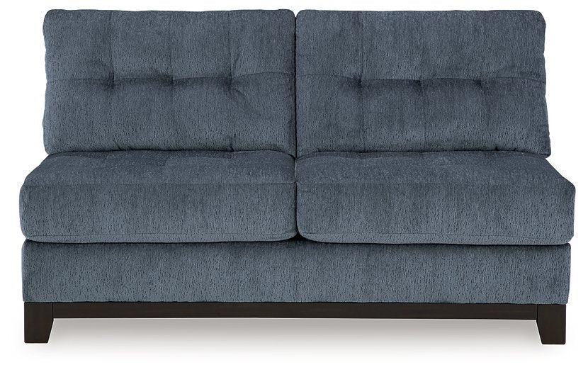 Maxon Place Sectional with Chaise - Yulissa Home Furnishings (NJ)