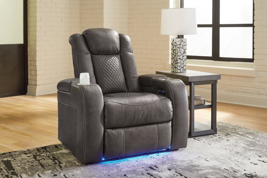 Fyne-Dyme Power Recliner - Yulissa Home Furnishings (NJ)