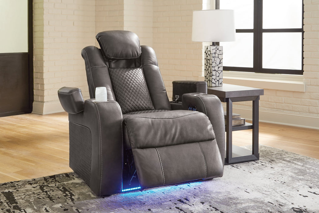 Fyne-Dyme Power Recliner - Yulissa Home Furnishings (NJ)