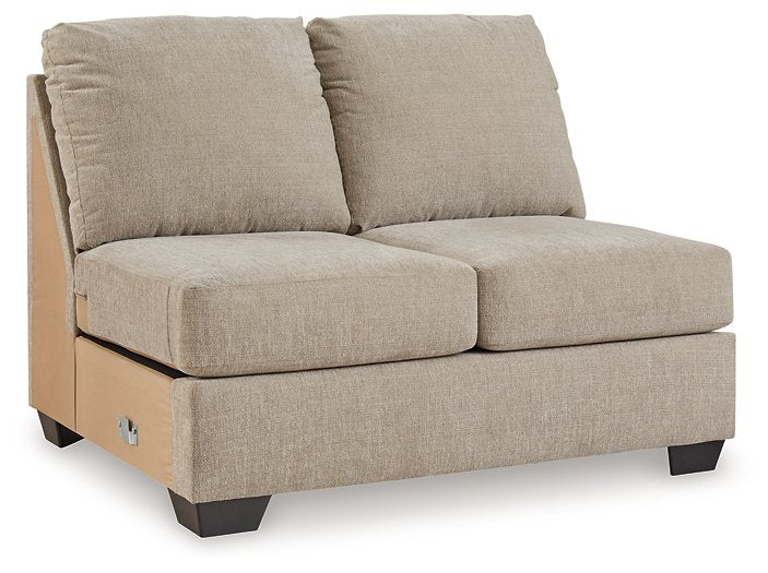 Brogan Bay 3-Piece Sectional with Cuddler - Yulissa Home Furnishings (NJ)