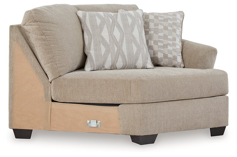 Brogan Bay 3-Piece Sectional with Cuddler - Yulissa Home Furnishings (NJ)