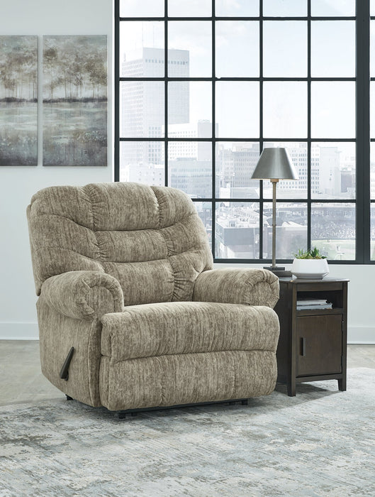 Movie Man Recliner - Yulissa Home Furnishings (NJ)