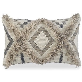 Liviah Pillow (Set of 4) - Yulissa Home Furnishings (NJ)