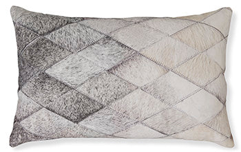 Pacrich Pillow - Yulissa Home Furnishings (NJ)