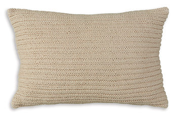 Abreyah Pillow - Yulissa Home Furnishings (NJ)