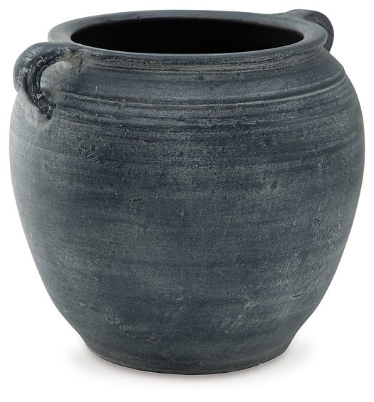 Meadie Vase - Yulissa Home Furnishings (NJ)