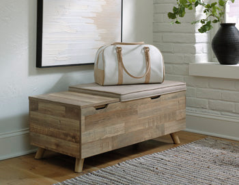 Gerdanet Storage Bench - Yulissa Home Furnishings (NJ)