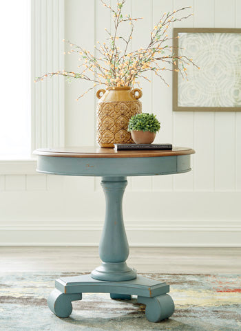 Mirimyn Accent Table - Yulissa Home Furnishings (NJ)