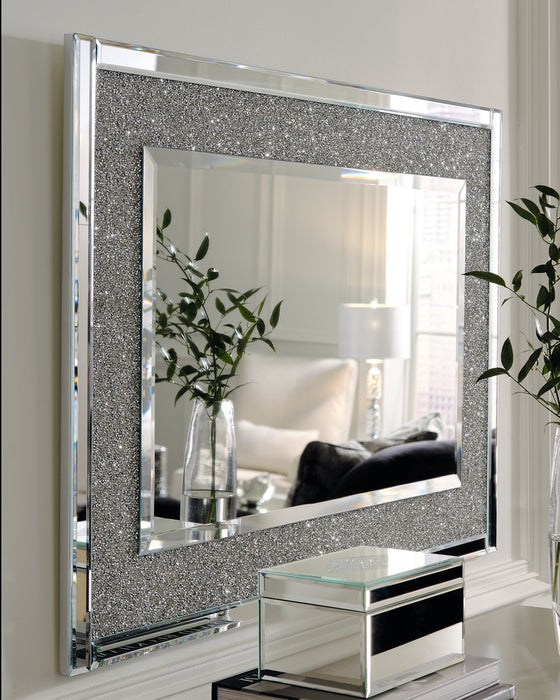 Kingsleigh Accent Mirror - Yulissa Home Furnishings (NJ)