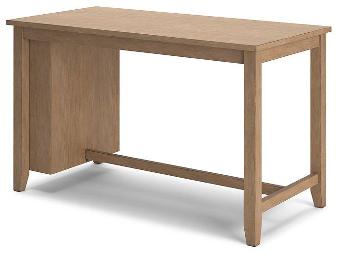 Sanbriar Counter Height Dining Table