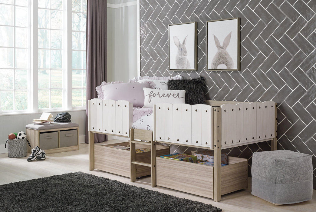 Wrenalyn Twin Loft Bed