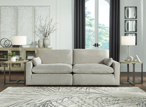 Sophie - Sectional image