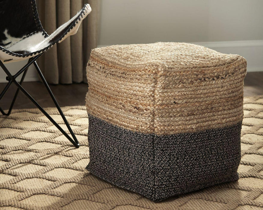 Sweed - Pouf