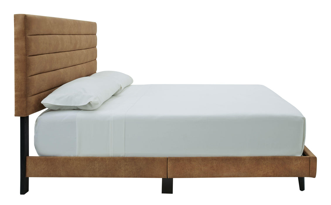 Vintasso - Upholstered Bed