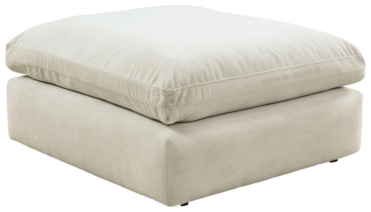 Sophie - Oversized Accent Ottoman