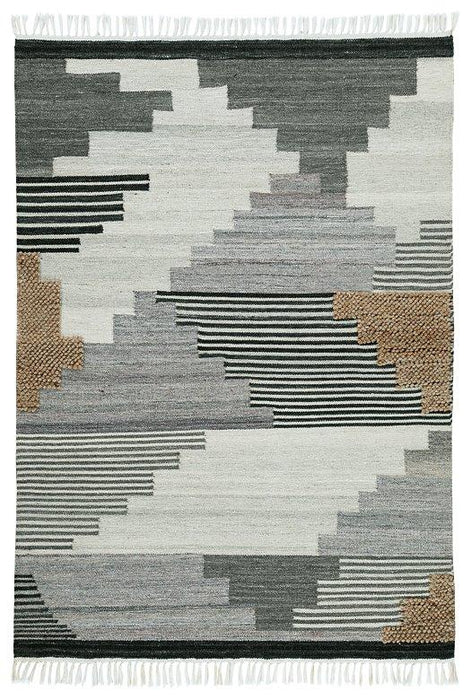 Roxsburg Multi 5' x 7' Rug image