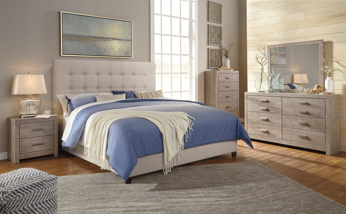 Dolante Upholstered Bed - Yulissa Home Furnishings (NJ)