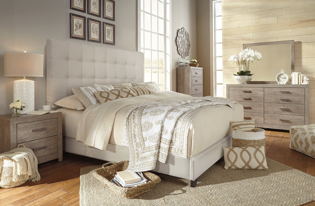 Dolante Upholstered Bed - Yulissa Home Furnishings (NJ)