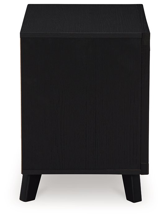 Danziar Nightstand - Yulissa Home Furnishings (NJ)