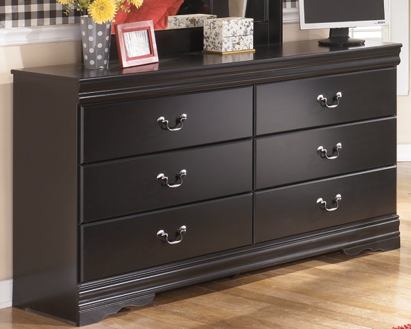 Huey Vineyard Dresser and Mirror - Yulissa Home Furnishings (NJ)