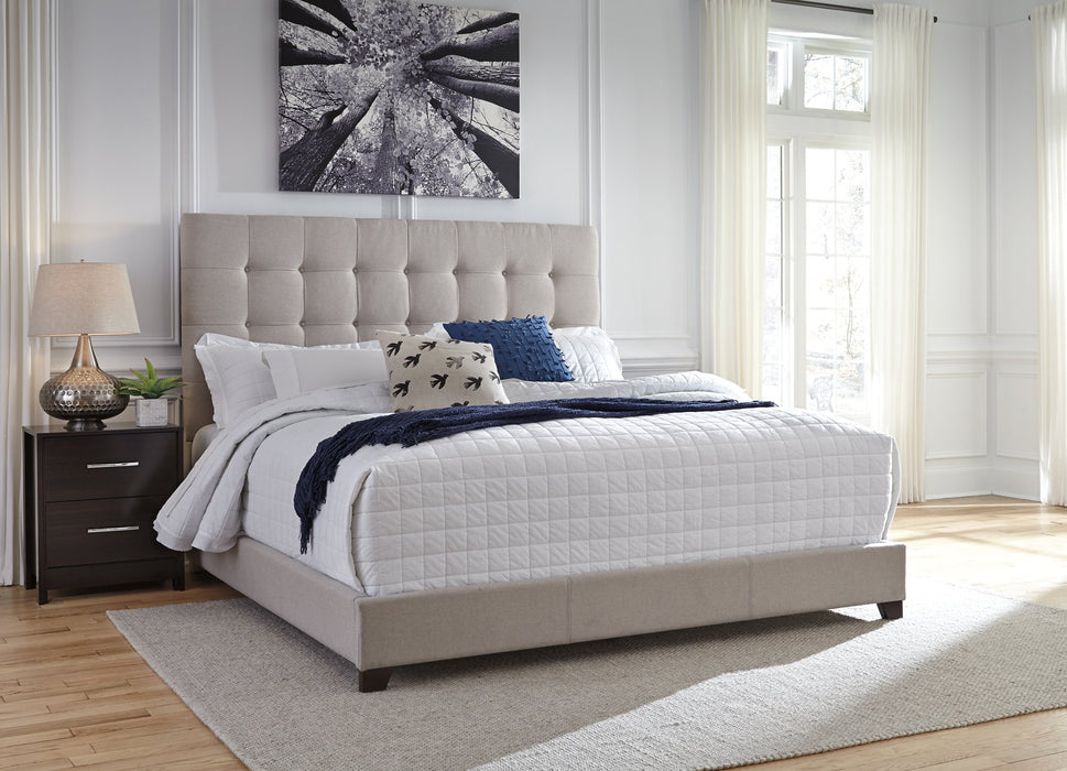 Dolante Upholstered Bed - Yulissa Home Furnishings (NJ)