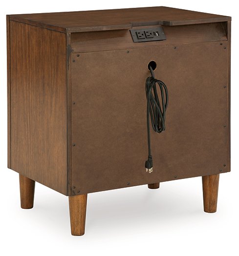 Lyncott Nightstand - Yulissa Home Furnishings (NJ)