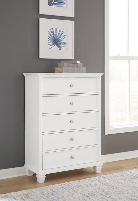 Fortman Chest of Drawers - Yulissa Home Furnishings (NJ)