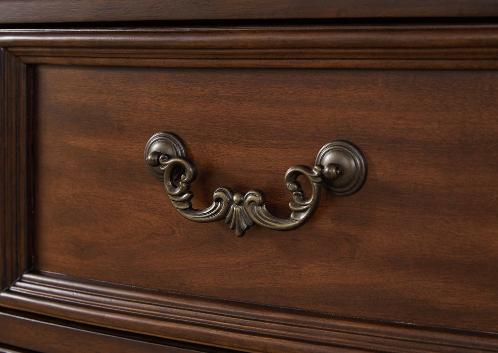 Lavinton Chest of Drawers - Yulissa Home Furnishings (NJ)