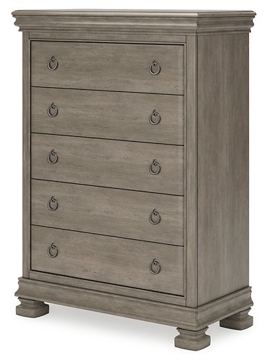 Lexorne Chest of Drawers - Yulissa Home Furnishings (NJ)