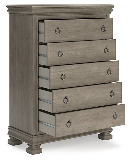 Lexorne Chest of Drawers - Yulissa Home Furnishings (NJ)