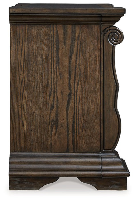 Maylee Nightstand - Yulissa Home Furnishings (NJ)