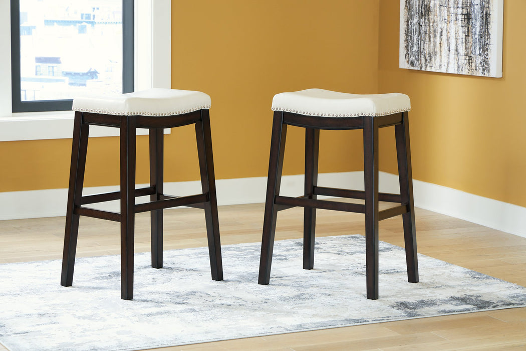 Lemante Bar Height Bar Stool - Yulissa Home Furnishings (NJ)