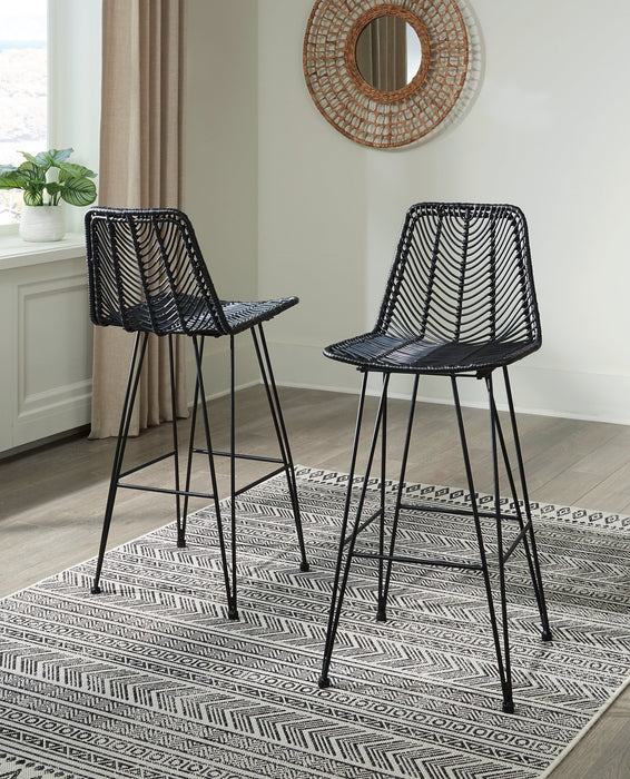 Angentree Bar Height Bar Stool - Yulissa Home Furnishings (NJ)