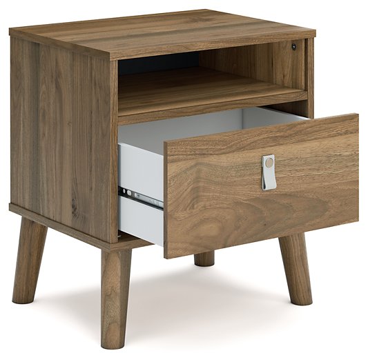 Aprilyn Nightstand - Yulissa Home Furnishings (NJ)