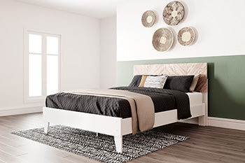 Piperton Panel Bed - Yulissa Home Furnishings (NJ)