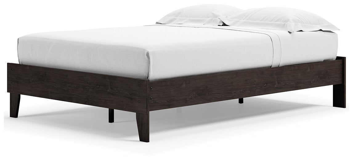 Piperton Panel Bed - Yulissa Home Furnishings (NJ)