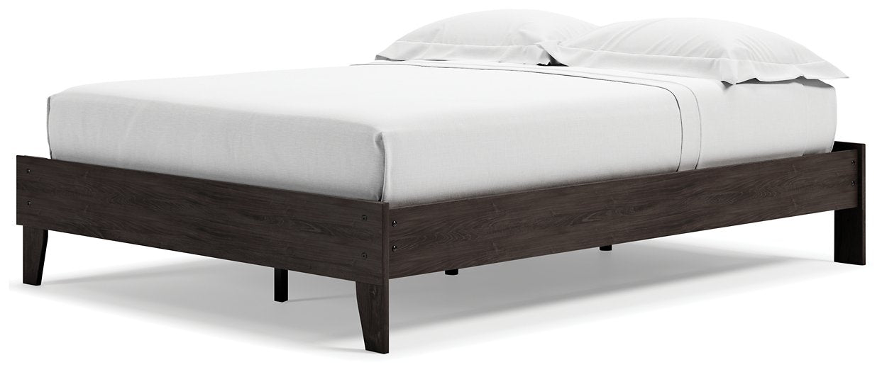 Piperton Panel Bed - Yulissa Home Furnishings (NJ)