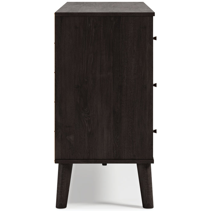 Piperton Dresser - Yulissa Home Furnishings (NJ)