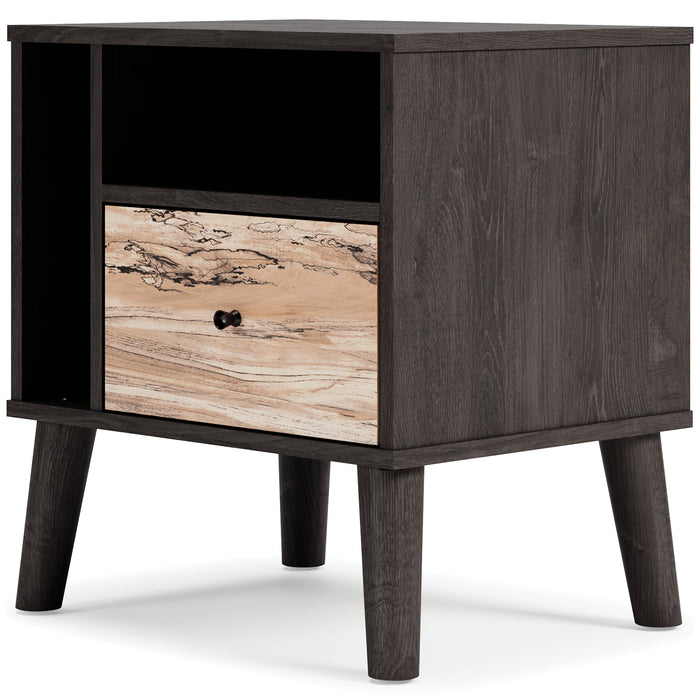 Piperton Nightstand - Yulissa Home Furnishings (NJ)