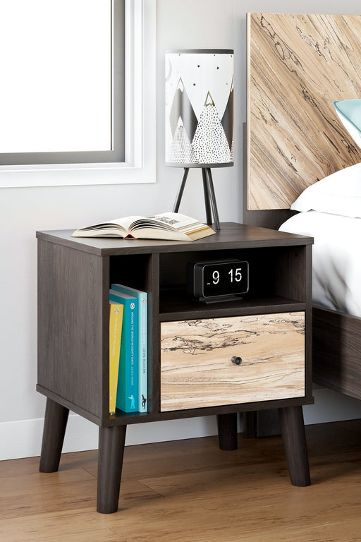 Piperton Nightstand - Yulissa Home Furnishings (NJ)