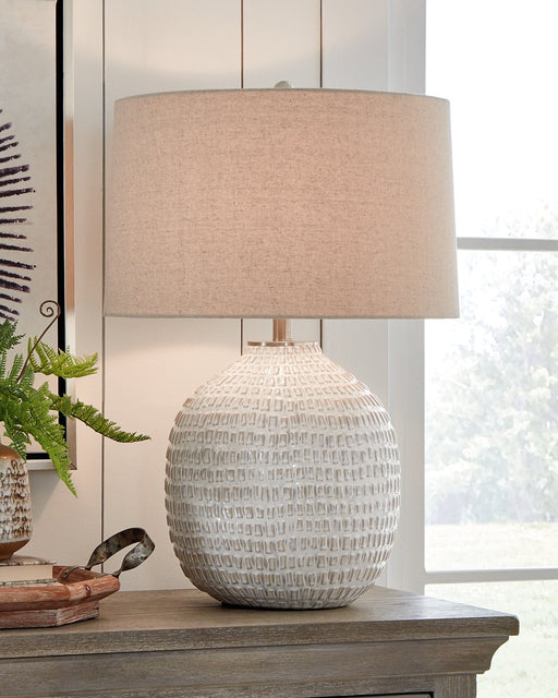 Jamon Table Lamp - Yulissa Home Furnishings (NJ)