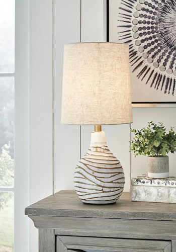 Aleela Table Lamp - Yulissa Home Furnishings (NJ)