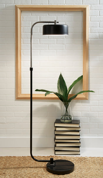 Eliridge Floor Lamp - Yulissa Home Furnishings (NJ)