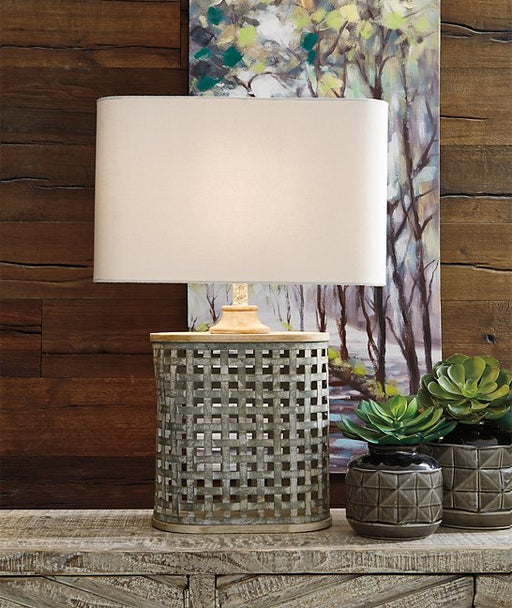 Deondra Table Lamp - Yulissa Home Furnishings (NJ)