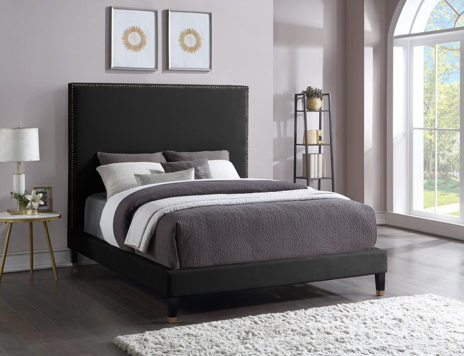 Harlie Black Velvet Full Bed