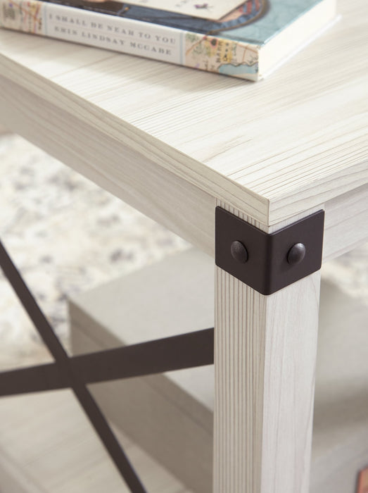 Bayflynn End Table - Yulissa Home Furnishings (NJ)